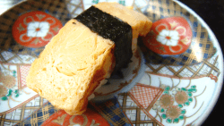 Rolled omelets nigiri-zushi