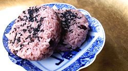 Sekihan rice ball sold at convenience stores
