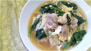 Thick White Noodles with Chicken Soup