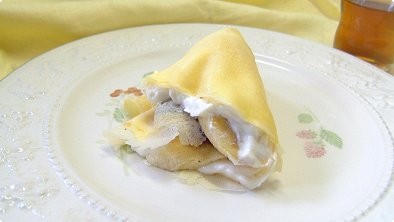 Mashed Sweetened Red Bean Paste, Banana & Whipped Cream Crepe