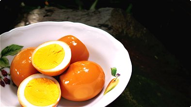 Boiled Eggs with Vinegar & Soy Sauce