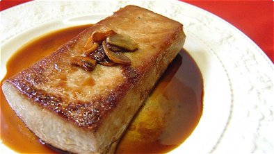 Steak Tuna with Soy Sauce & Garlic