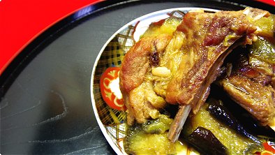 Simmered Pork Spareribs & Eggplants with Soy Sauce