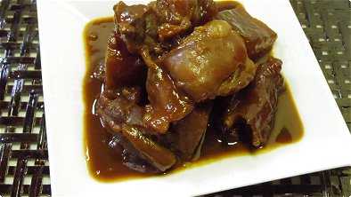 Nagoya-Style Braised Beef Sinew Meat Stew with Miso