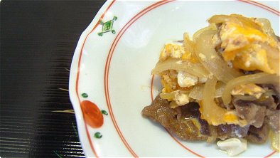 Simmered Beef & Onion with Egg