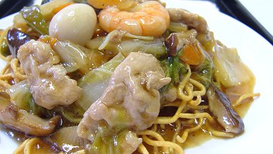 Deep-Fried Noodles with Japanese-Style Chop Suey