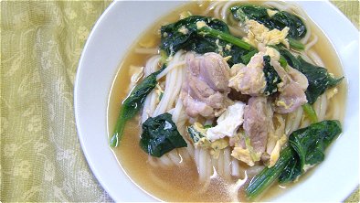 Thick White Noodles with Chicken Soup