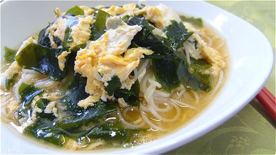 seaweed and egg soup