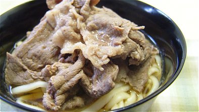 Thick White Noodles with Beef