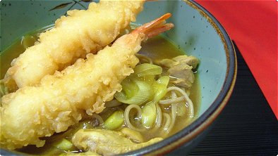 Buckwheat Noodles with Curry Soup & Shrimp Tempura