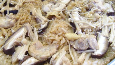Japanese-Style Chicken Paella
