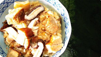 Mixed Glutinous Rice with Pork & Shiitake Mushrooms