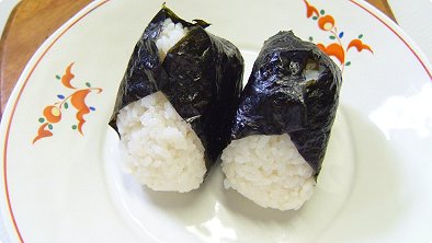 Flaked Salmon Rice Ball