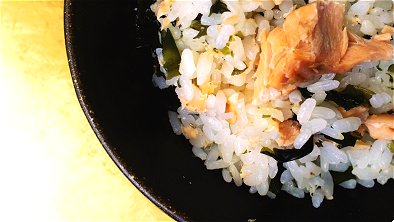 Salmon & Wakame Seasoned Rice
