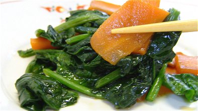 Seared Spinach & Carrot with Soy Sauce