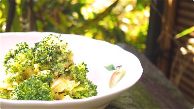 Broccoli with Mayonnaise & Soy Sauce