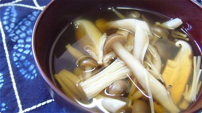 Mushroom Soup with Soy Sauce