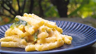 Macaroni with Tarako Sauce