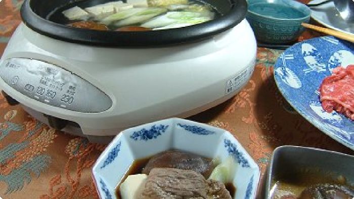 Shabu Shabu with 2 Types of Dipping Sauces and Egg-Drop Zosui