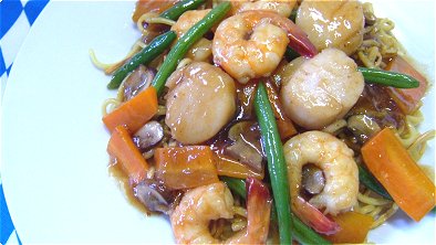Fried Noodles with Scallops & Shrimps