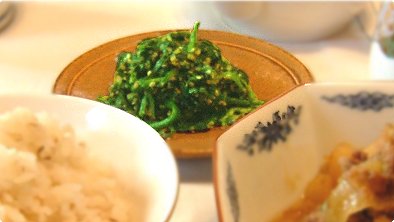 Spinach with Sesame Seed Dressing