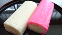 Cut kamaboko