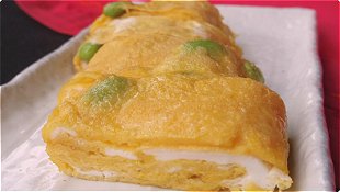 Green Soybeans Rolled Omelet