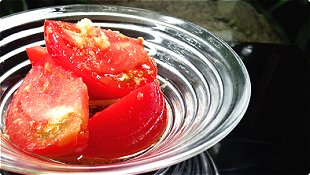 Tomato with Ginger & Vinegar